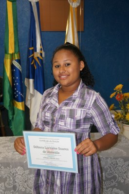 Débora Lorraine Soares de Almeida