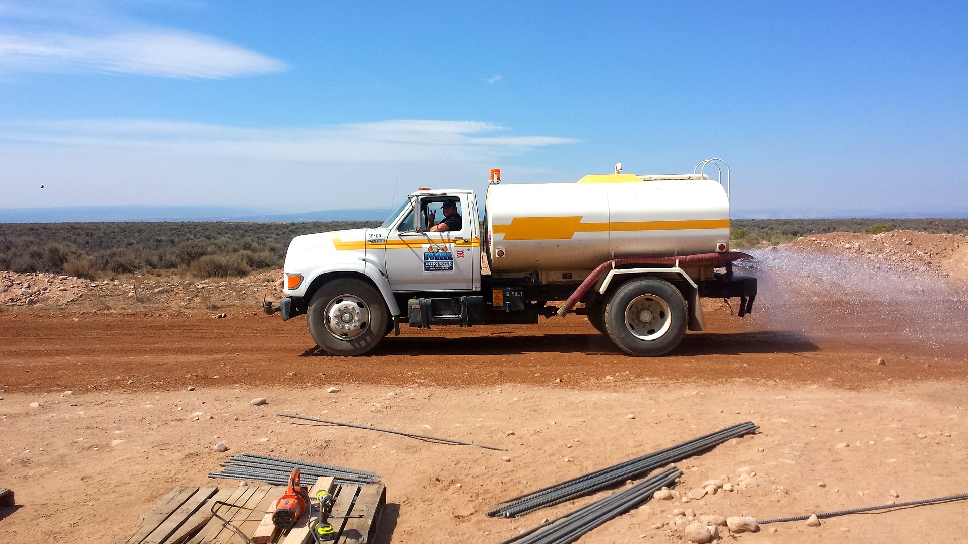 Câmara autoriza permuta de maquinário da Secretaria de Obras 