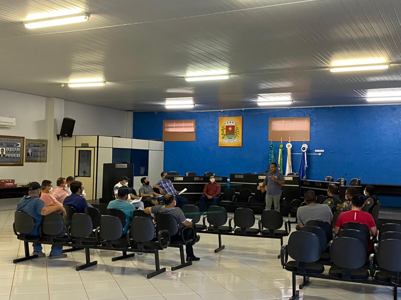 CÂMARA DE VEREADORES REALIZA REUNIÃO SOBRE O CONSEG