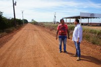 INDICAÇÃO: Marcos Vargas pede por iluminação pública na estrada de acesso ao Parque das Emas