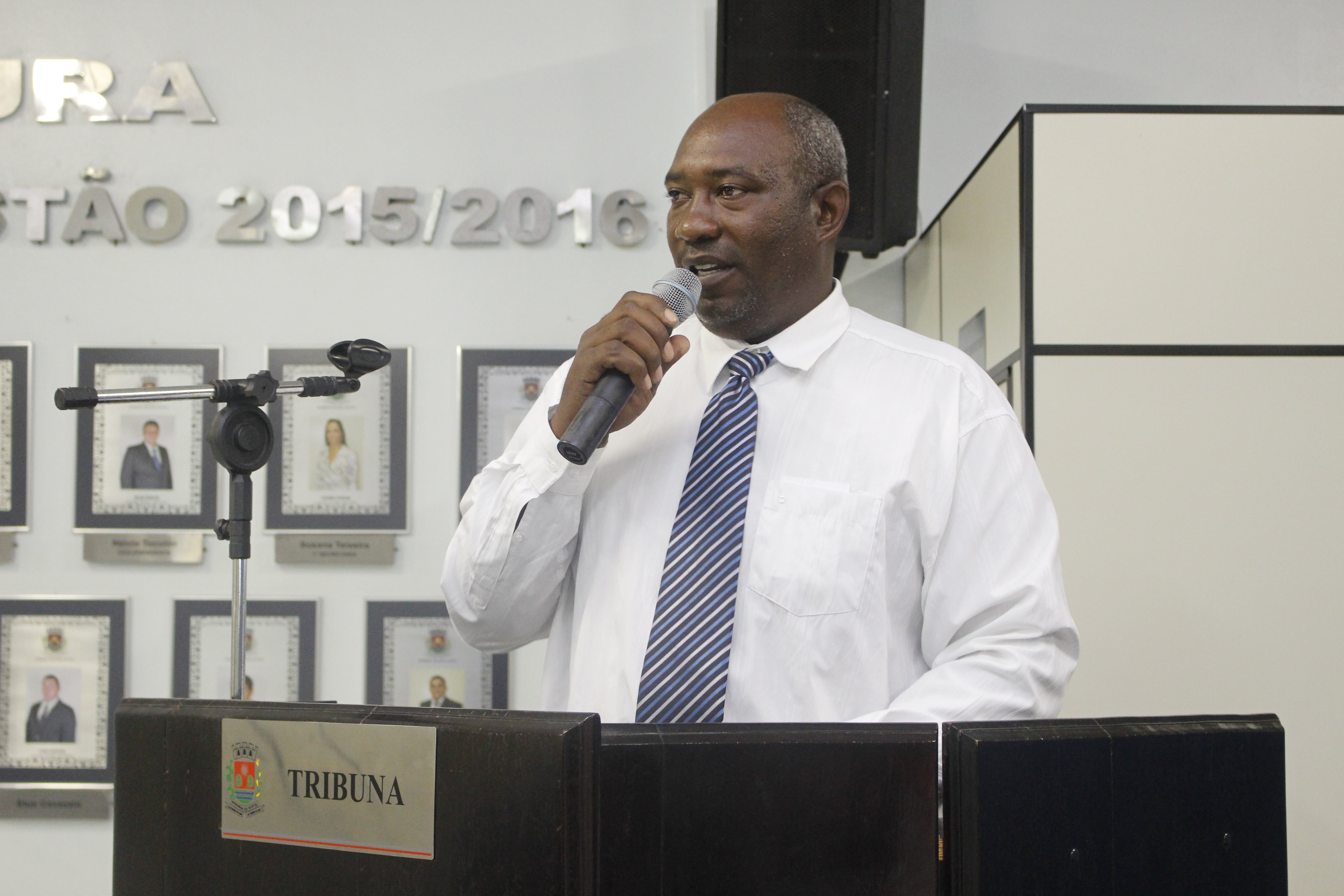 Jacir Laureano pede mudanças na saída dos ônibus da Saúde