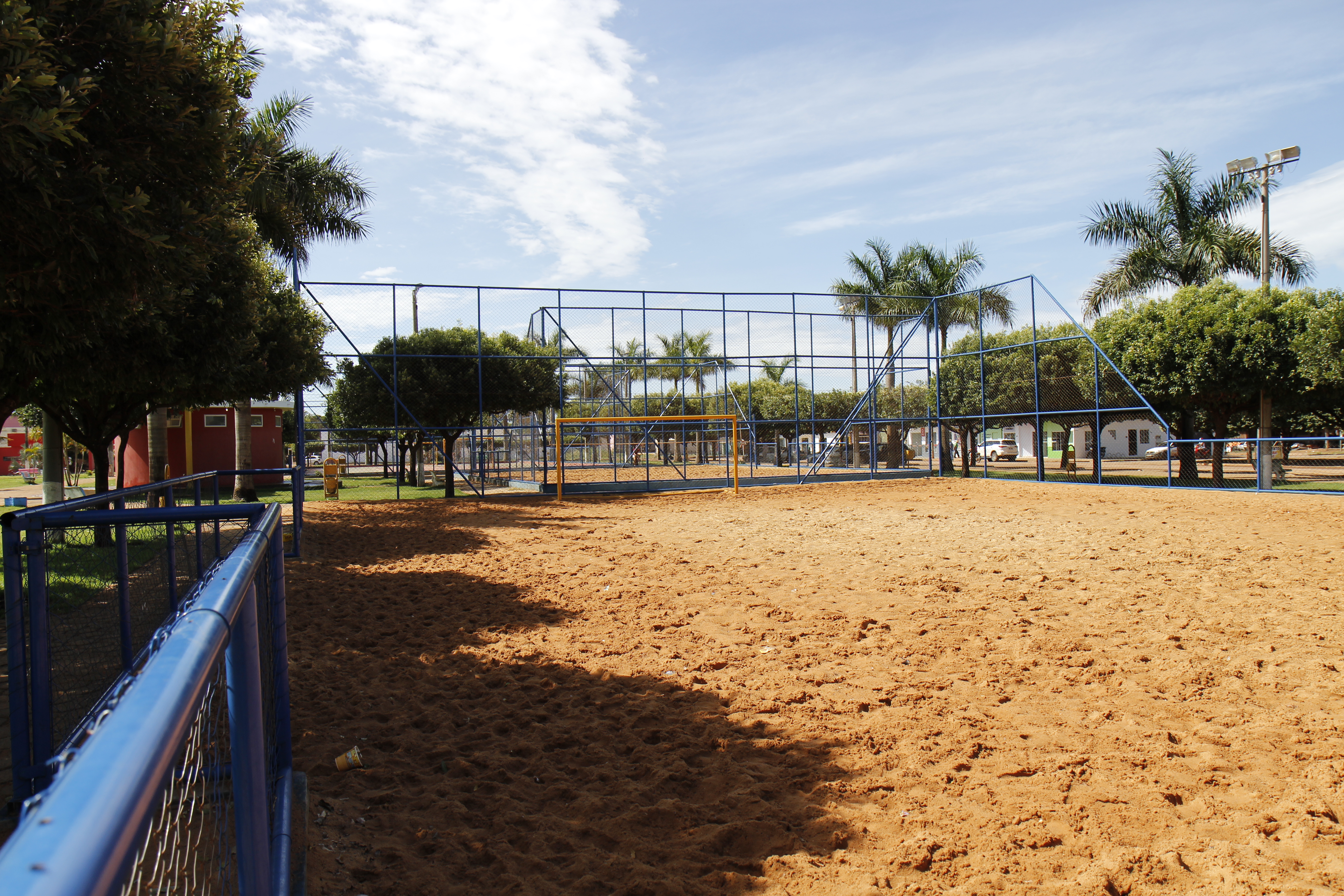 Junior Federice sugere construção de campo society no lugar da quadra de areia da praça Ilberto Effting