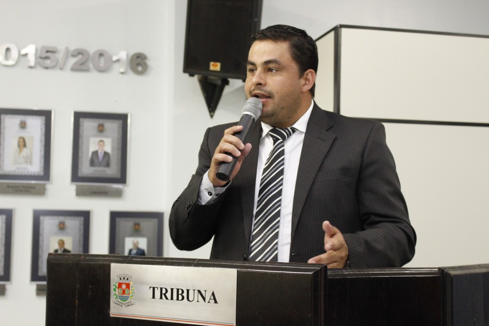 Junior pede a construção de lombadas nas ruas pavimentadas de Ipiranga do Norte