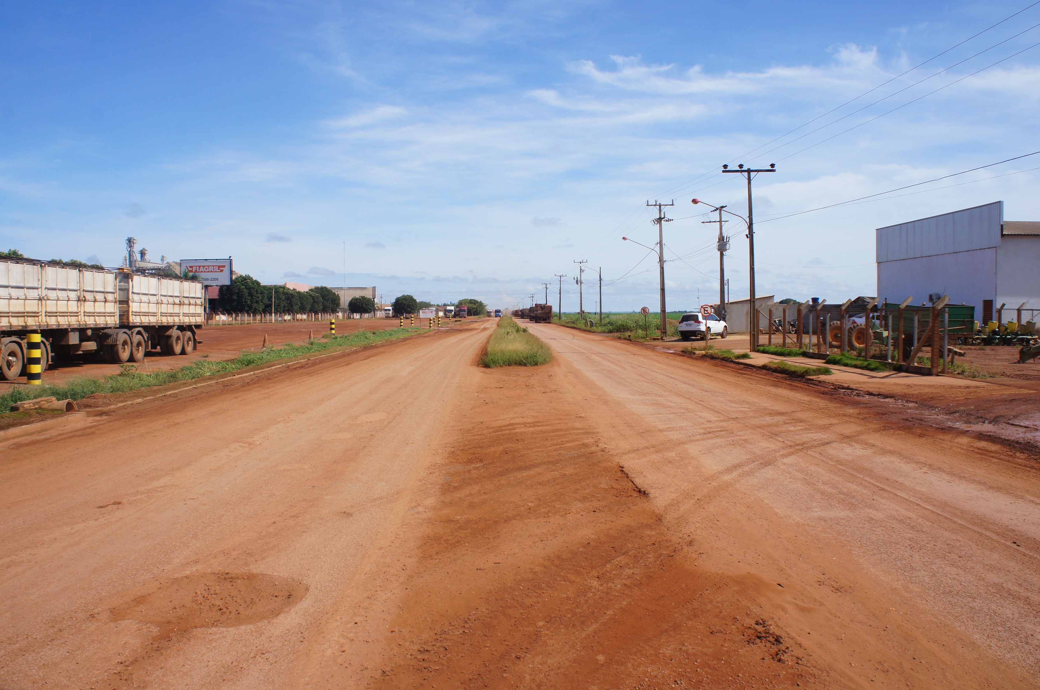 Junior refaz cobrança por iluminação pública no setor industrial