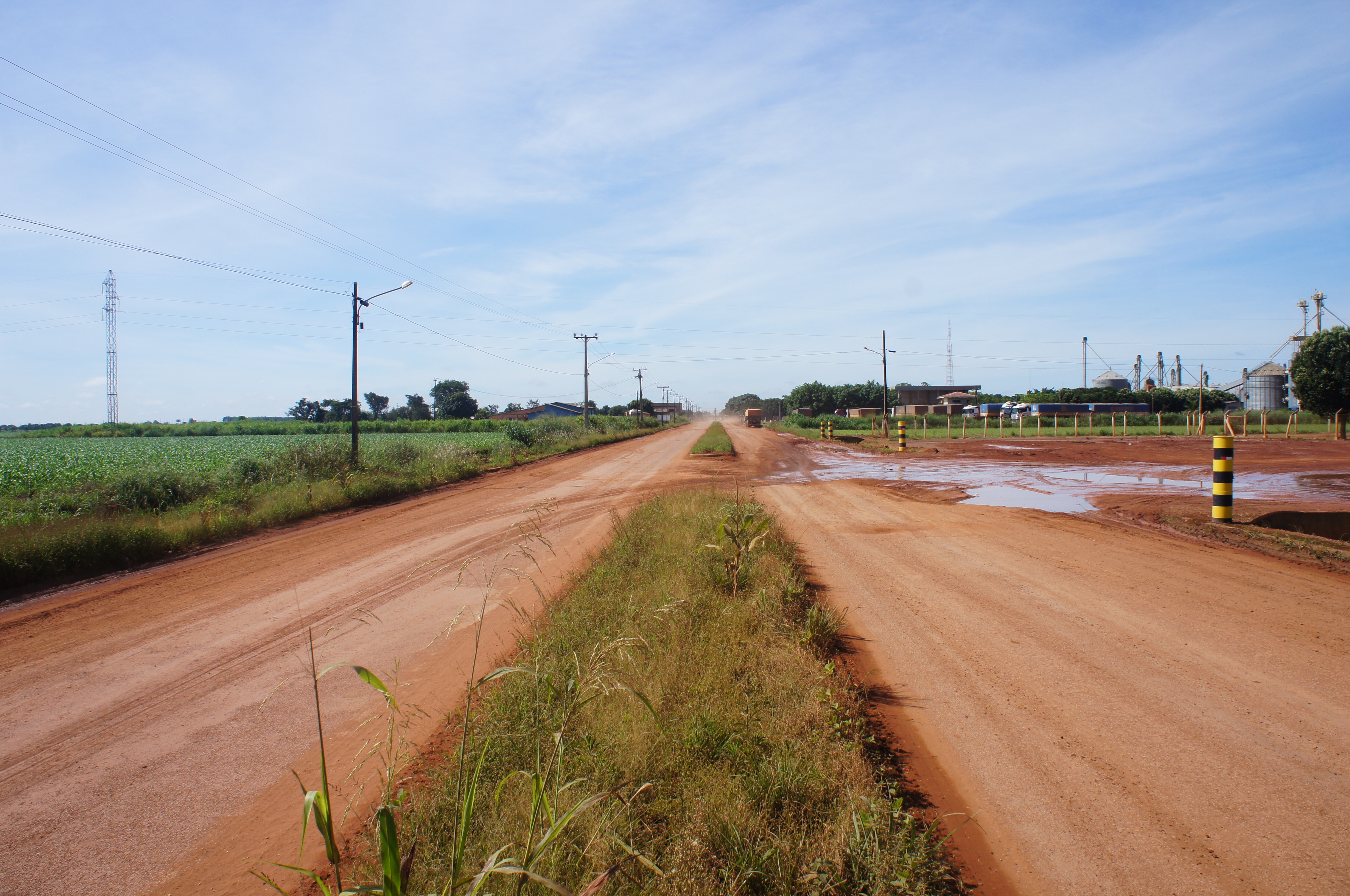 Marcos Vargas sugere a retirada do canteiro central no setor industrial