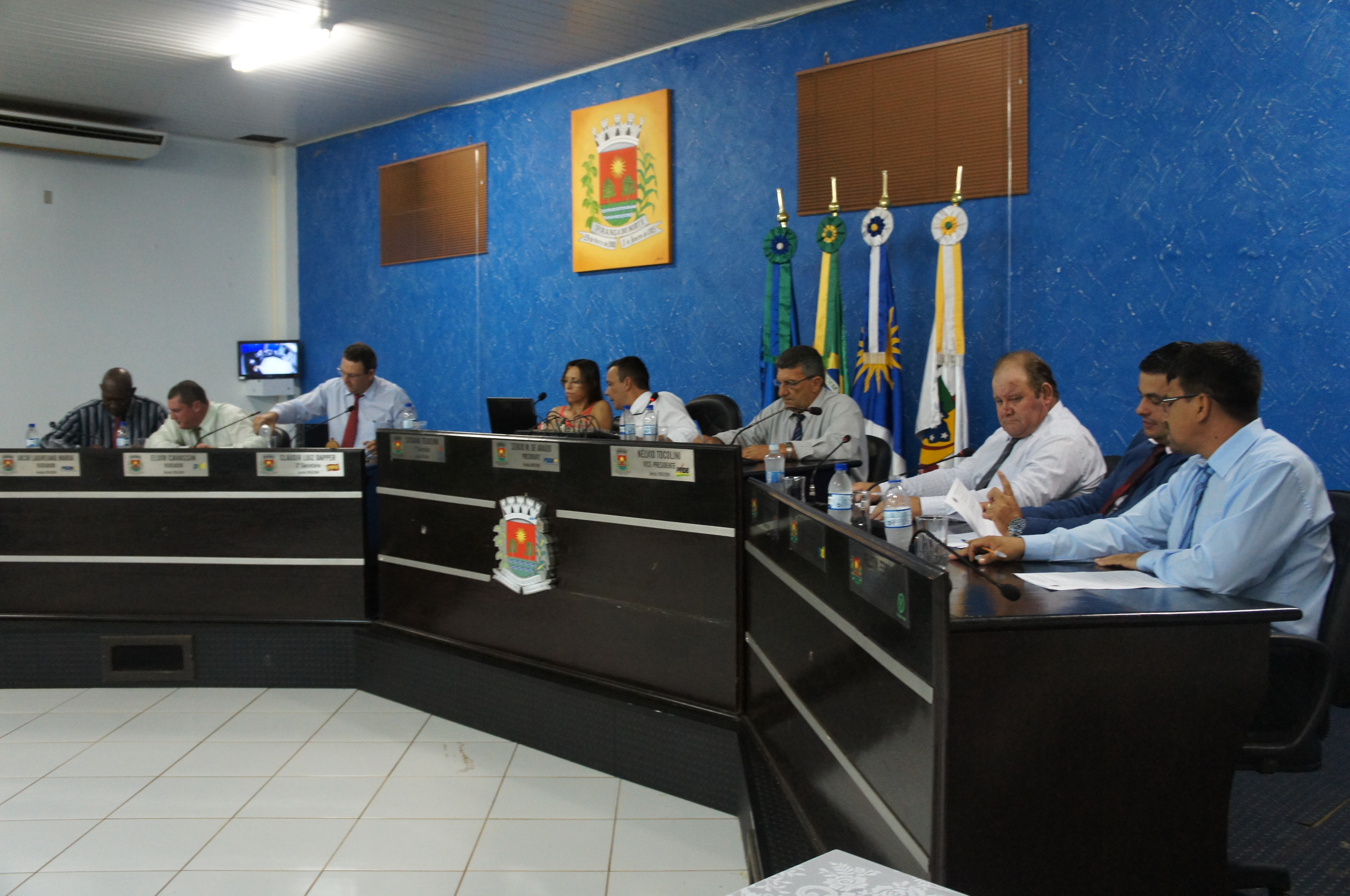 Perdeu a última sessão? 