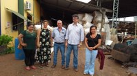 Pedro Alessandro e Strada visitam empresa de reciclagem em Lucas do Rio Verde