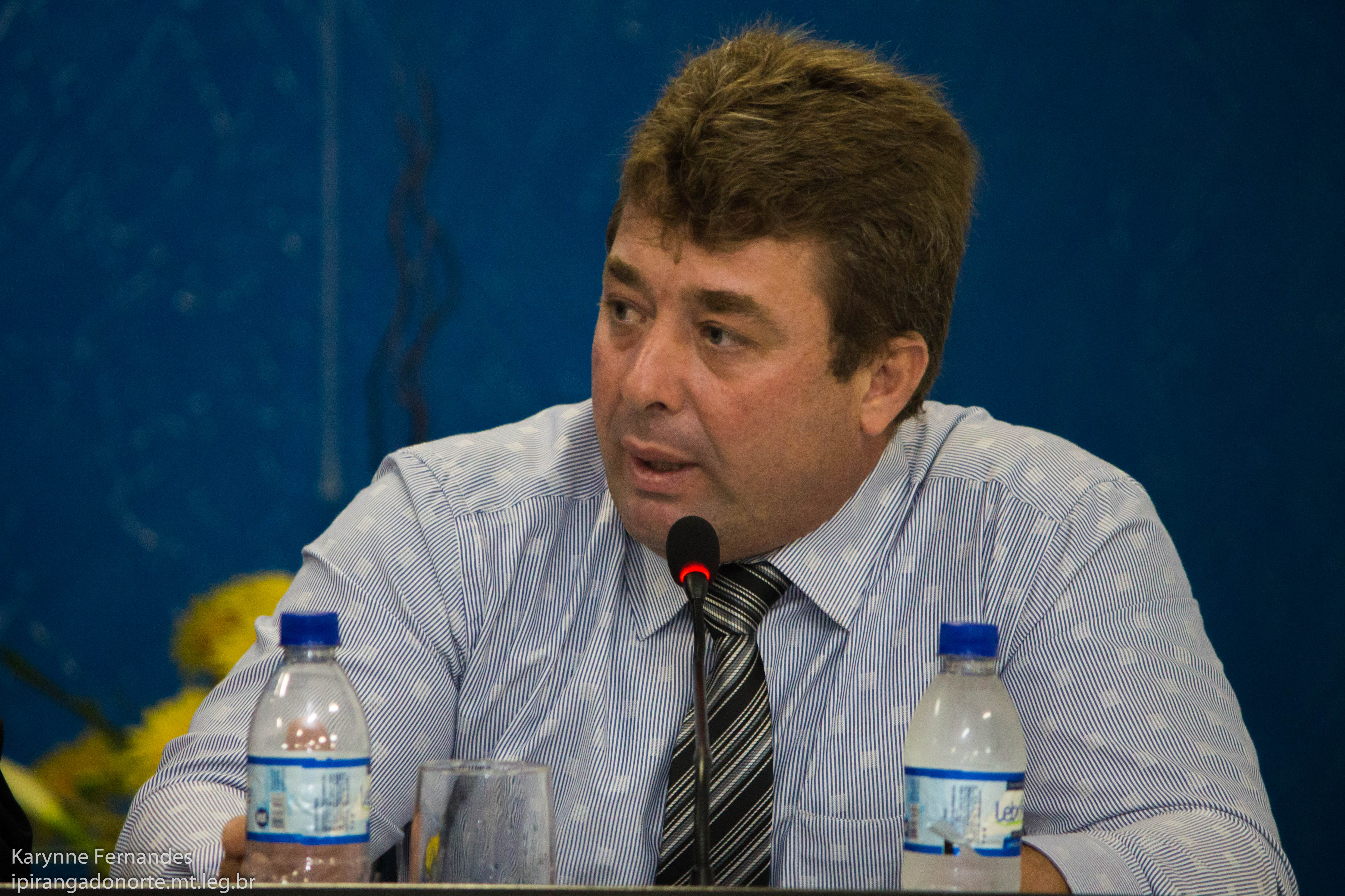 Sandro Alessi solicita informações sobre despesas com pessoal da Prefeitura e da COOPSERVS