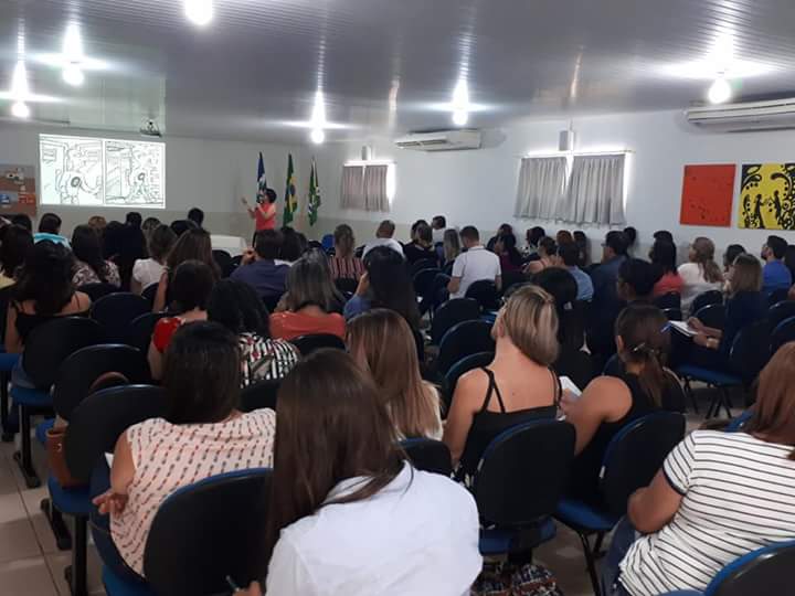 Sejudh capacita servidores e conselheiros em políticas sobre drogas