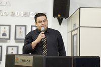 Vereador Junior Federice faz cobranças ao executivo em relação aos maquinários da agricultura familiar para atender os chacareiros