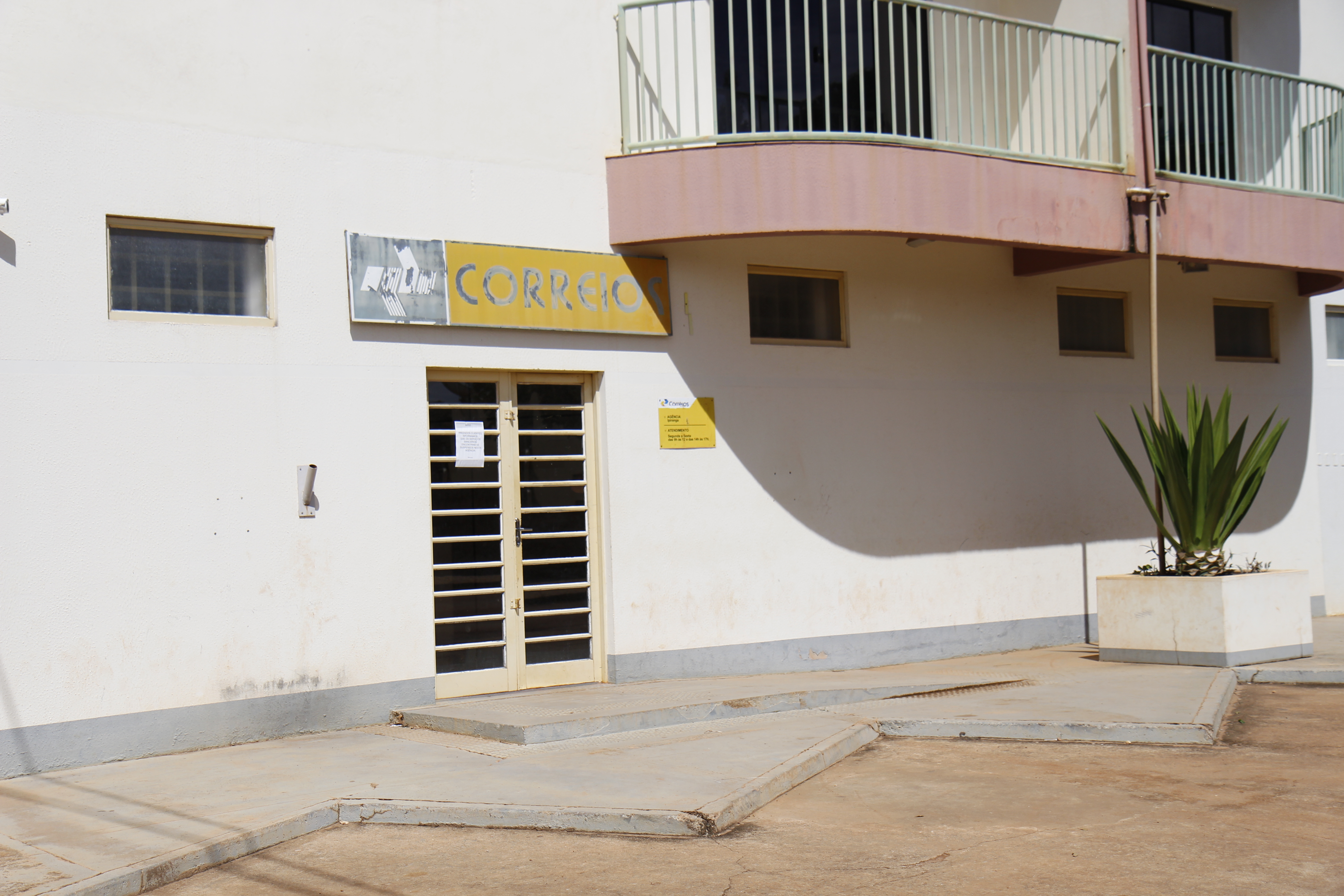 Vereadores cobram melhorias no atendimento do Correios