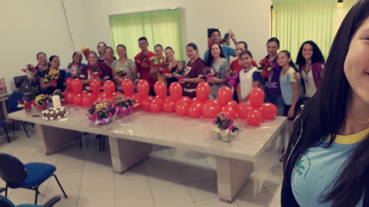 Vereadores mirins fazem homenagem de Dia dos Professores na Escola Estadual