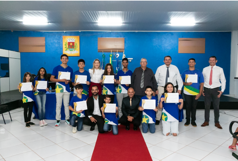 Vereadores mirins tomam posse na Câmara de Ipiranga do Norte