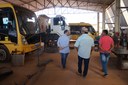 Vereadores visitam Secretaria de Obras e tratam sobre a situação dos ônibus escolares Vereadores visitam Secretaria de Obras e tratam sobre a situação dos ônibus escolares